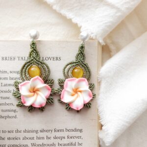 tanisha earrings baby pink flowers